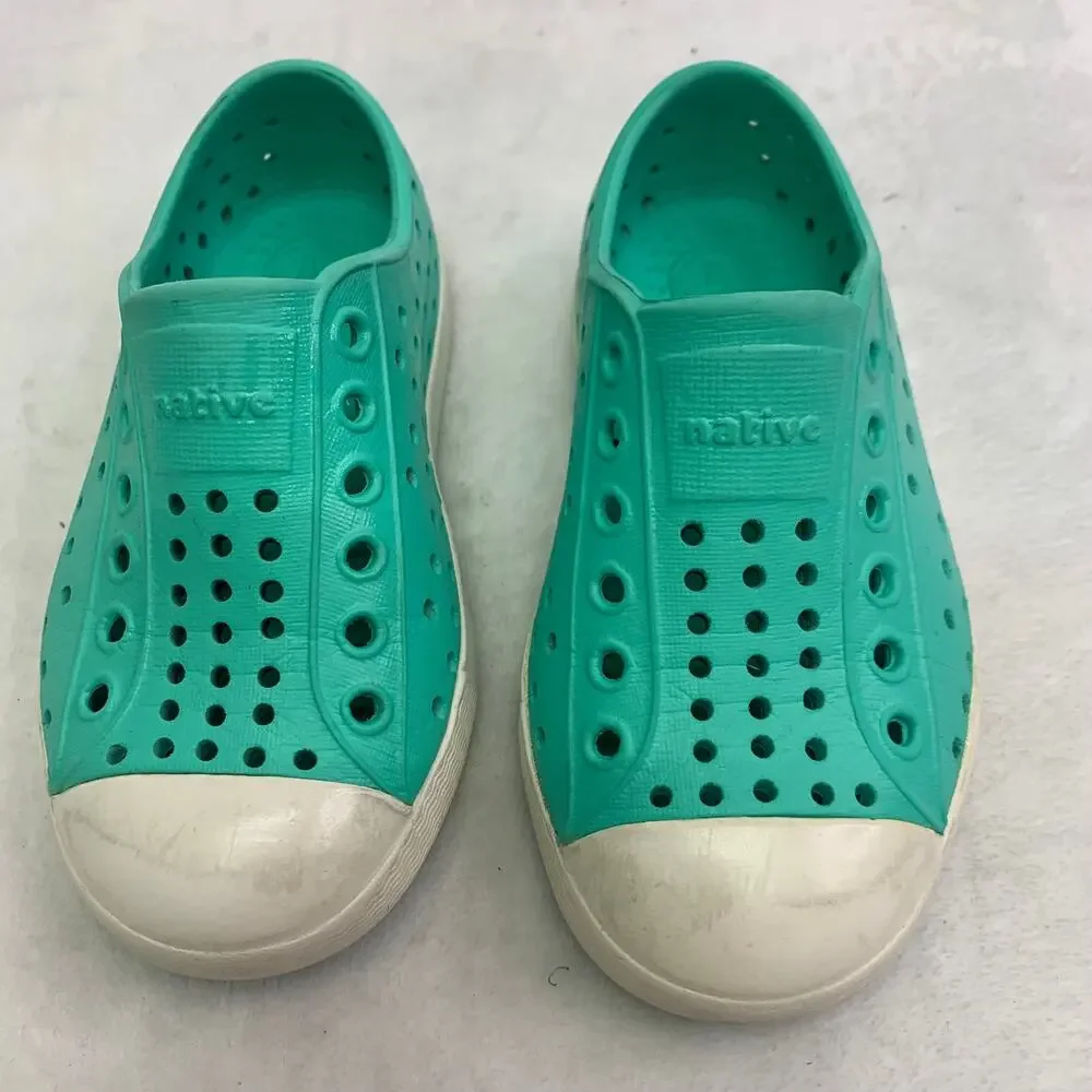 Native Jefferson Childrens 7 Turquoise Water Shoes Sneakers Rubber Beach Outdoor